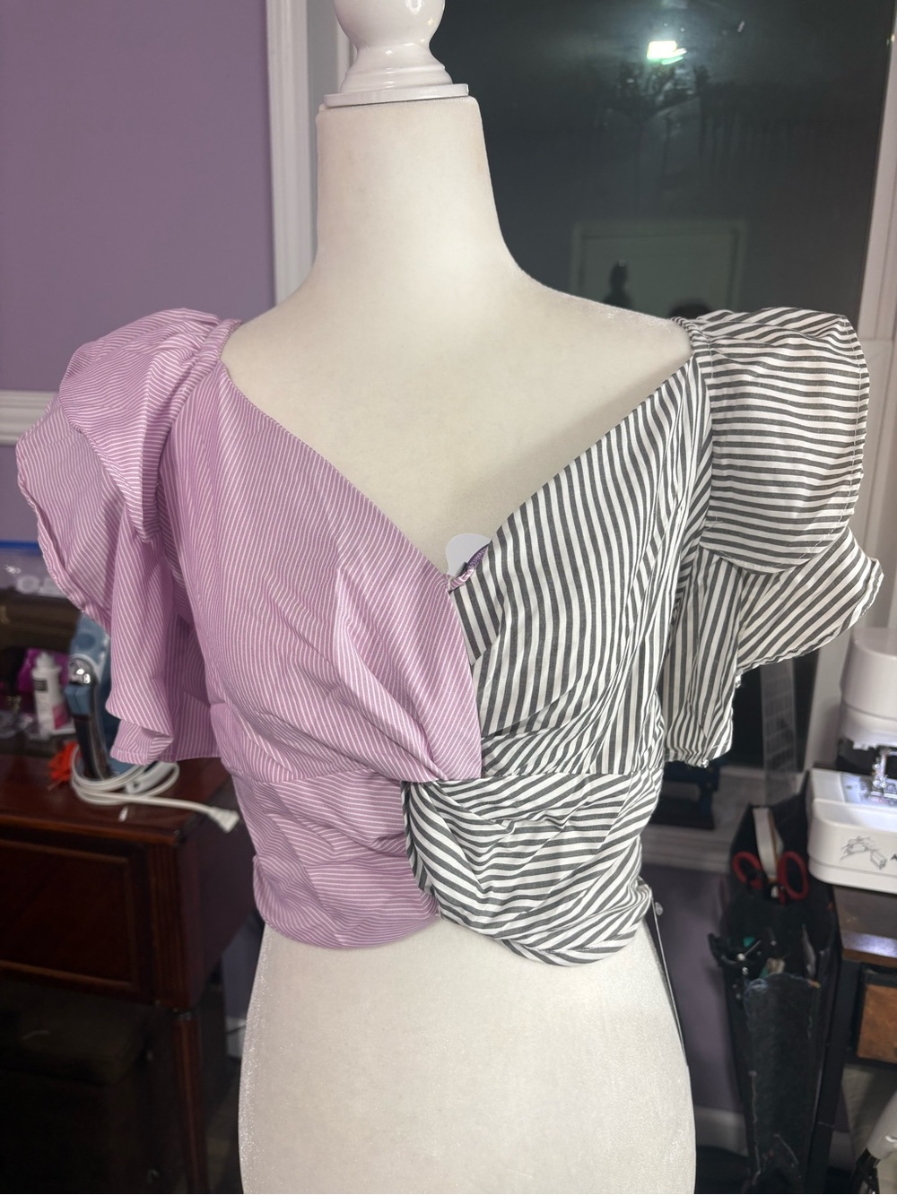 Striped Two-Tone Puff Sleeve Crop Top in Pink and Black